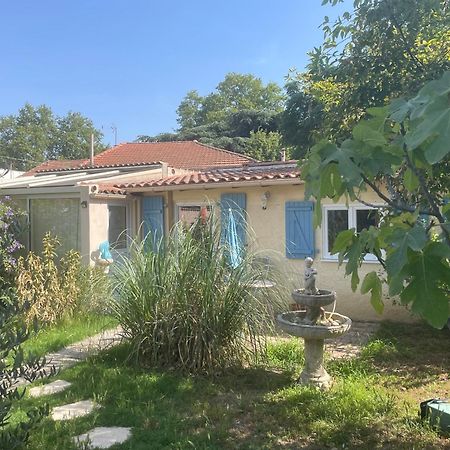 Houdarling Chalet Et Spa Hammam Jacuzzi Et Sauna Nimes Exterior foto