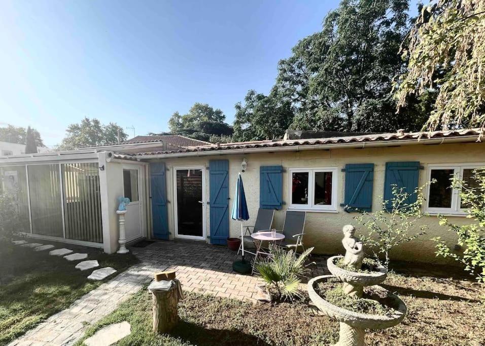 Houdarling Chalet Et Spa Hammam Jacuzzi Et Sauna Nimes Exterior foto