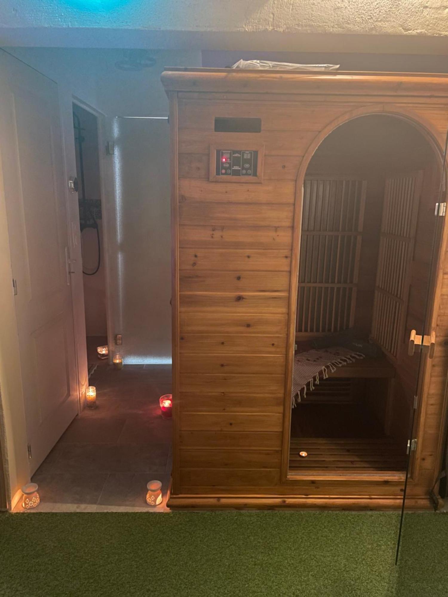 Houdarling Chalet Et Spa Hammam Jacuzzi Et Sauna Nimes Exterior foto