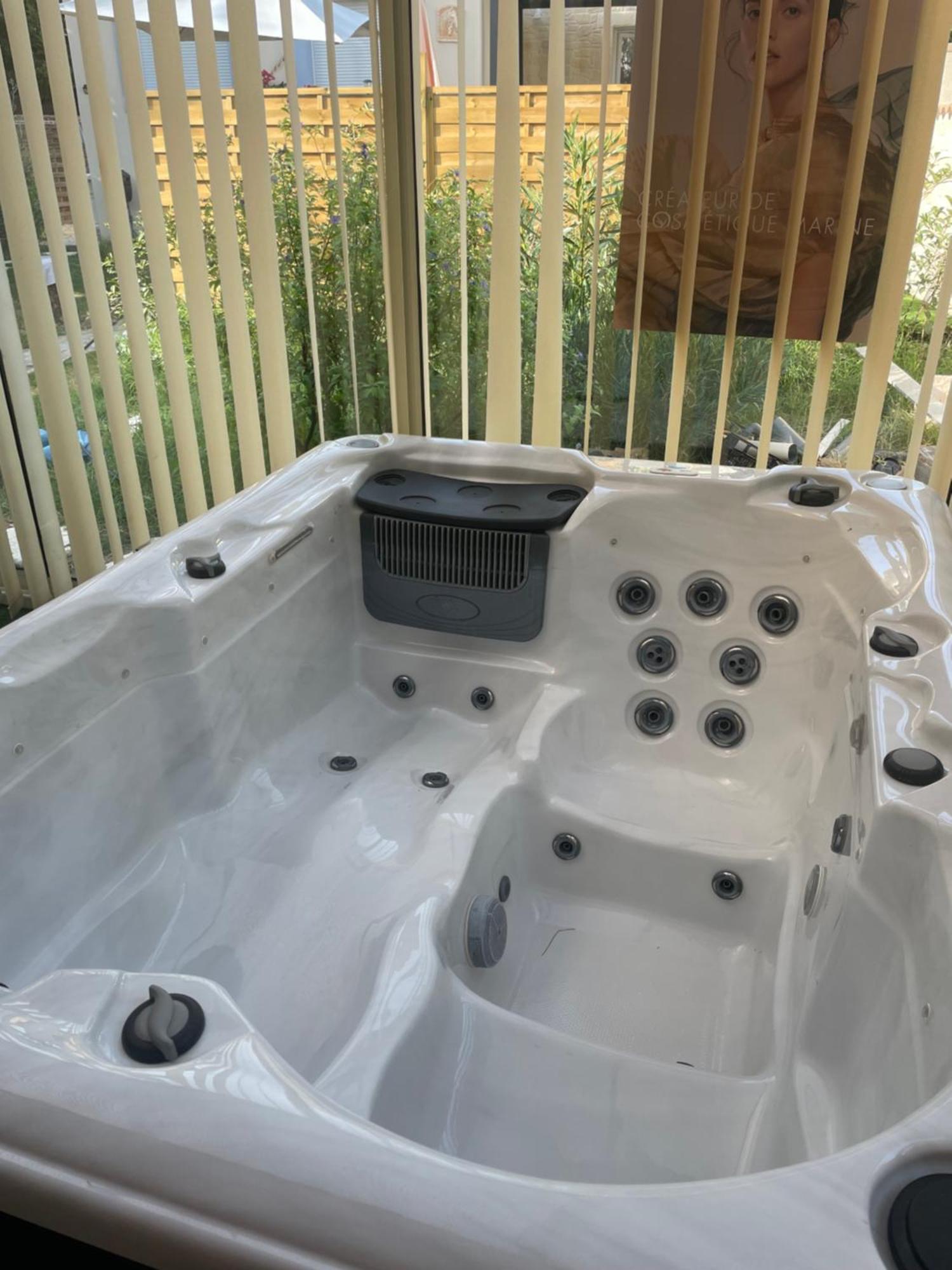 Houdarling Chalet Et Spa Hammam Jacuzzi Et Sauna Nimes Exterior foto